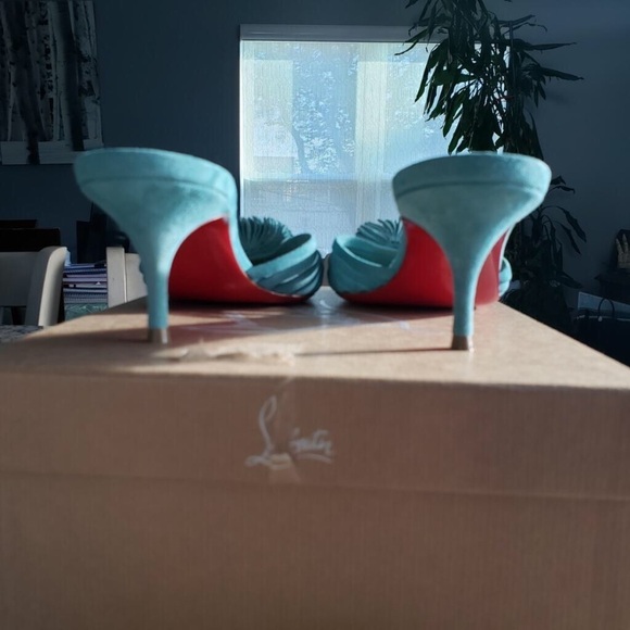 NEW Christian Louboutin Belbrossa Suede Mule Size 39.5 - Picture 9 of 12